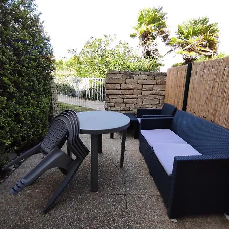 Studio Avec Terrasse Et Parking 200M Plage Et Commerces La Couarde-sur-Mer Exterior photo