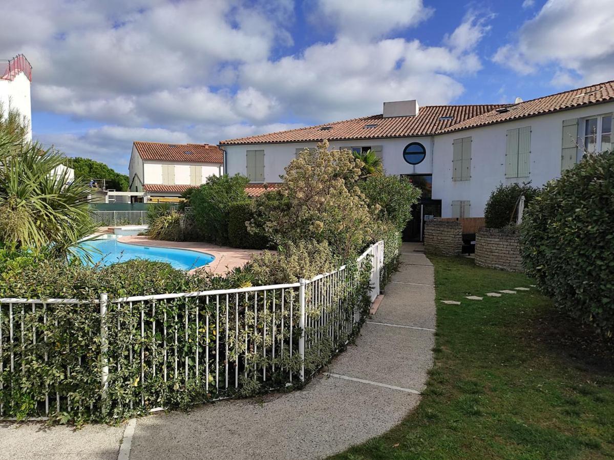 Apartment Avec Terrasse Et Parking 200m Et Commerces